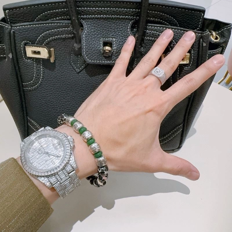 Compact Gucci Bracelets 245229