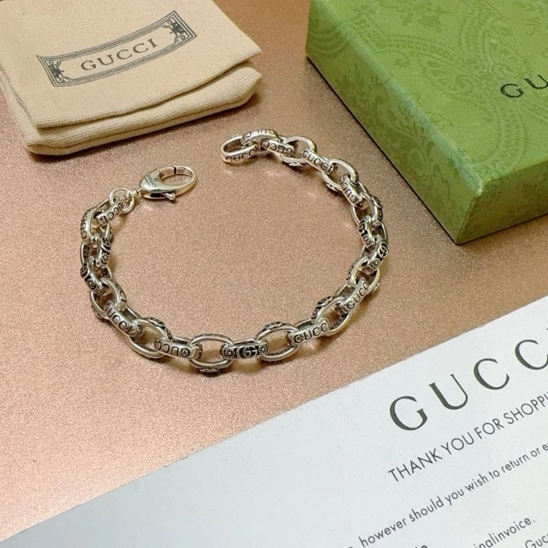Gucci Bracelets Versatile 245211