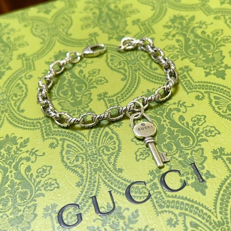 Attractive Gucci Bracelets 245172