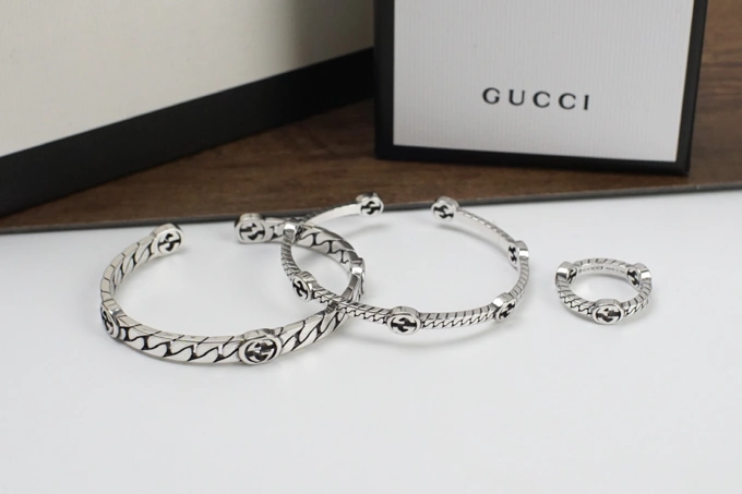 Lightweight Gucci Bracelets 244953