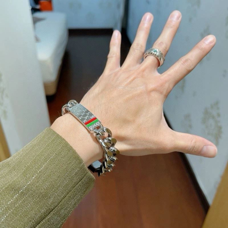 Comfortable Gucci Bracelets 244874