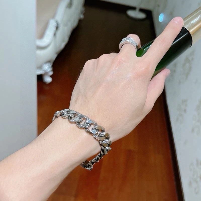 SunProtective Gucci Bracelets 244867