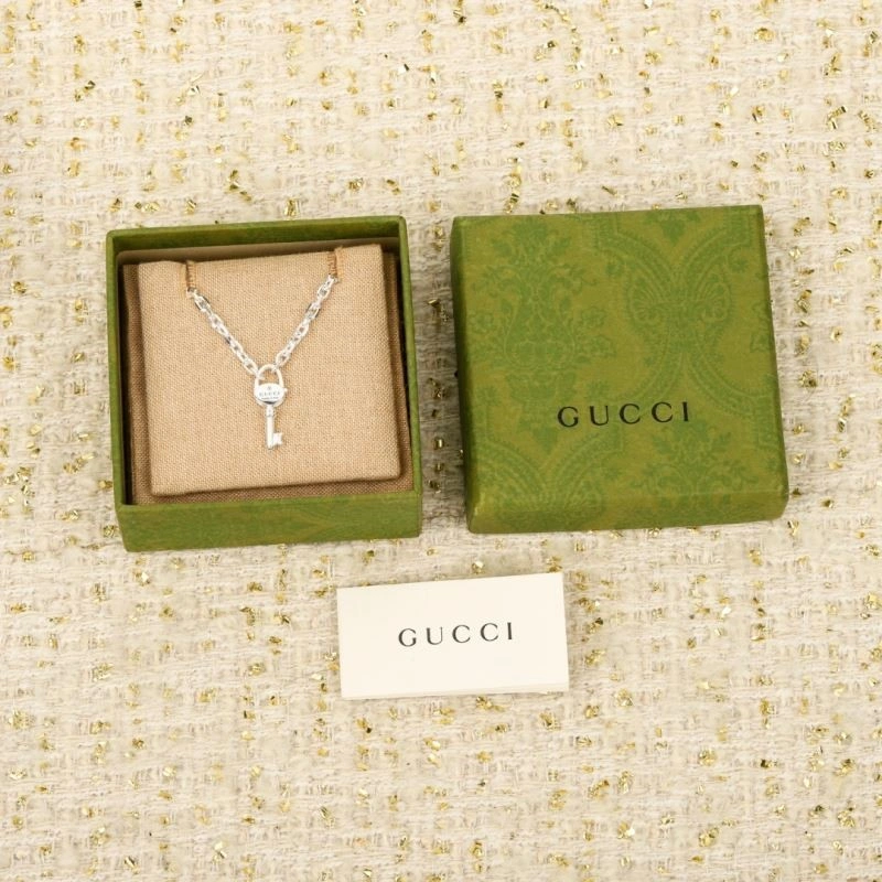 Seasonal Gucci Bracelets 244651