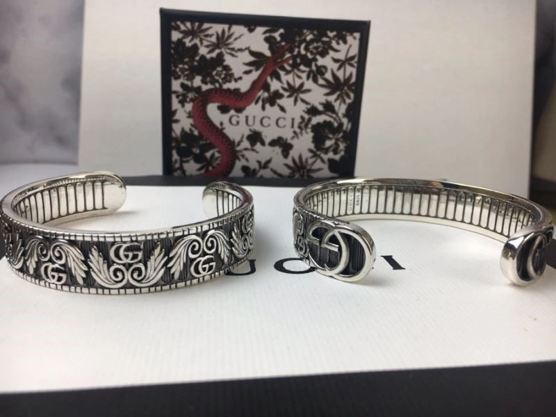 SmartChoice Gucci Bracelets 244643