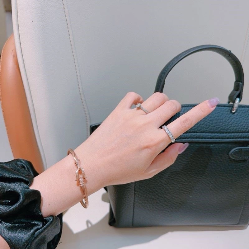 Gucci Bracelets Timeless 244628