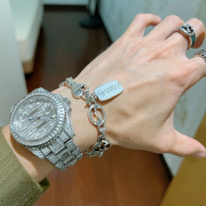 Gucci Bracelets UrbanChic 244617