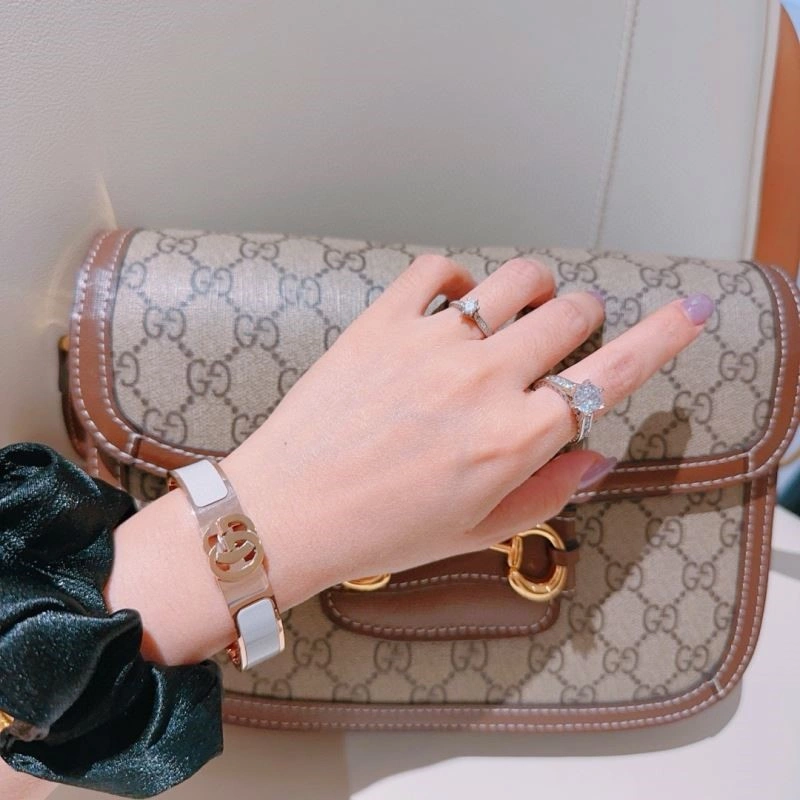 Elegant Gucci Bracelets 244607