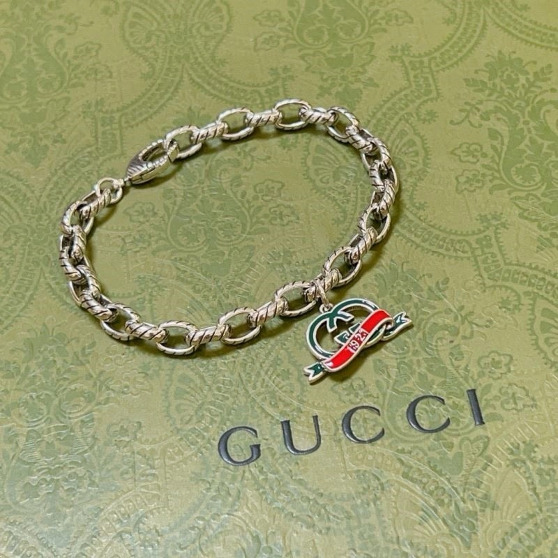 Minimalist Gucci Bracelets 244623