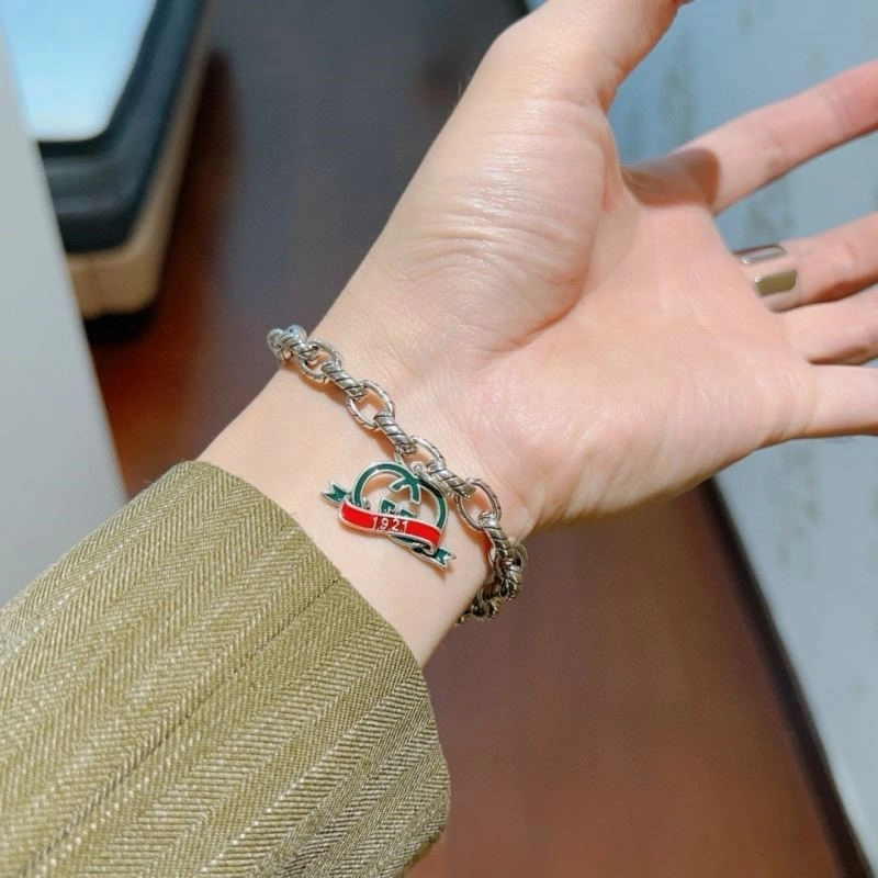 Minimalist Gucci Bracelets 244623