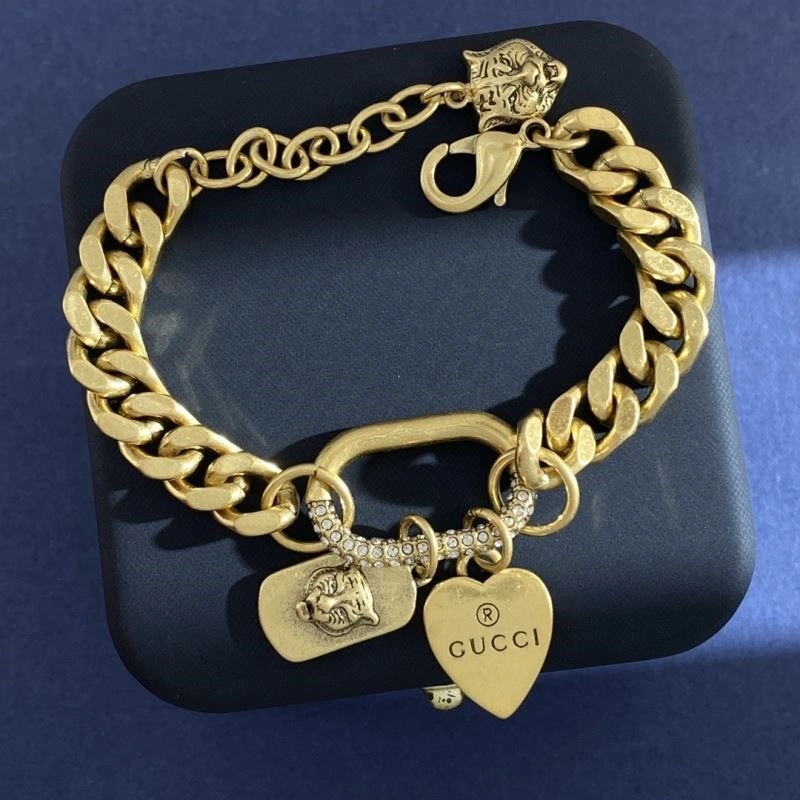 Chic Gucci Bracelets 244564