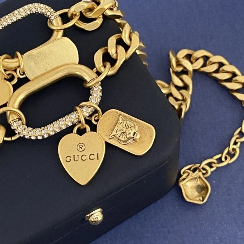 Chic Gucci Bracelets 244564