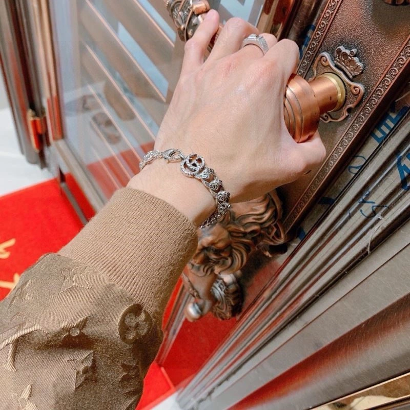 Compact Gucci Bracelets 244574