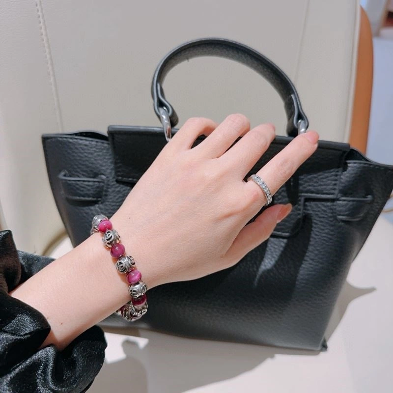 RelaxedFit Gucci Bracelets 244457