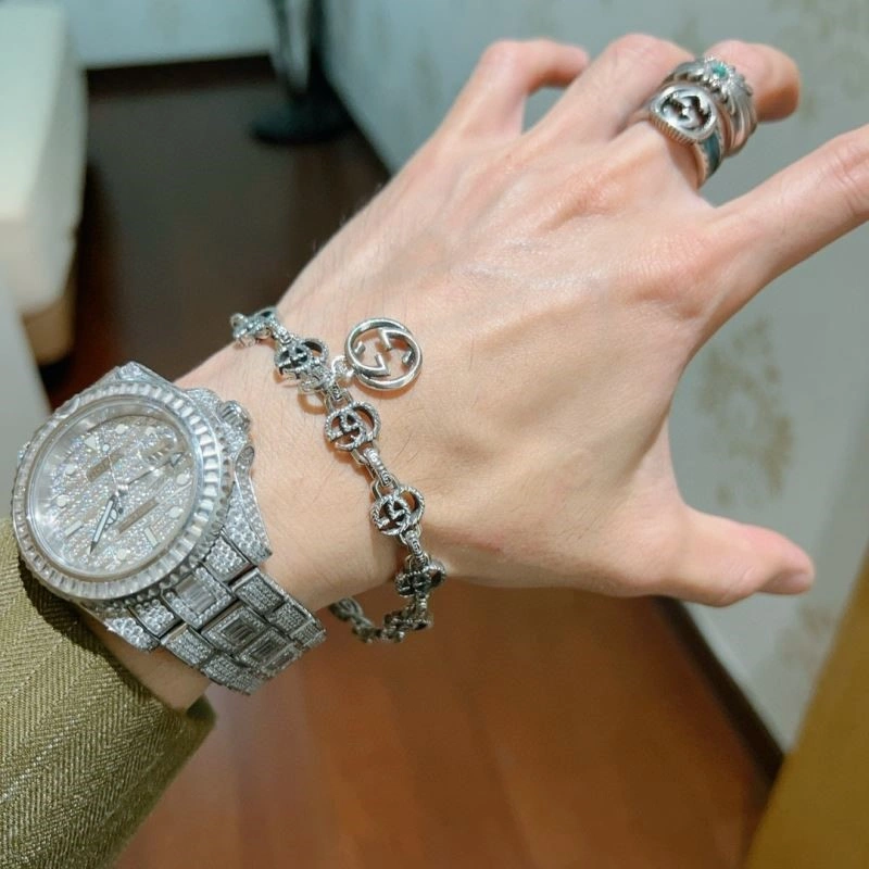 Versatile Gucci Bracelets 244451