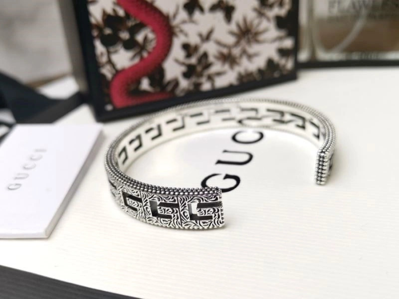 Versatile Gucci Bracelets 244391