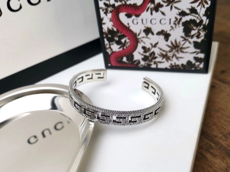 Versatile Gucci Bracelets 244391