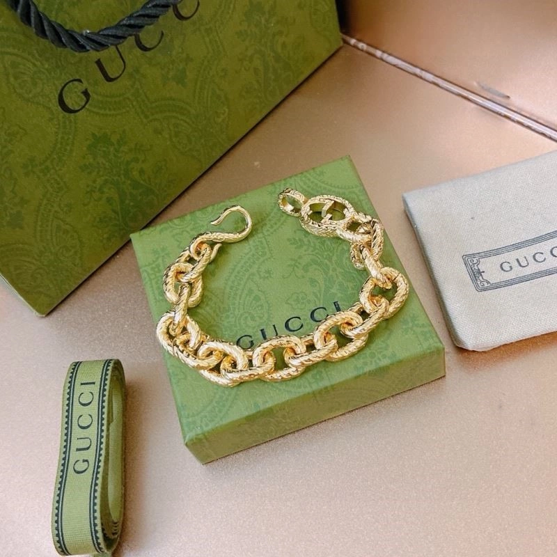 MultiPurpose Gucci Bracelets 244410
