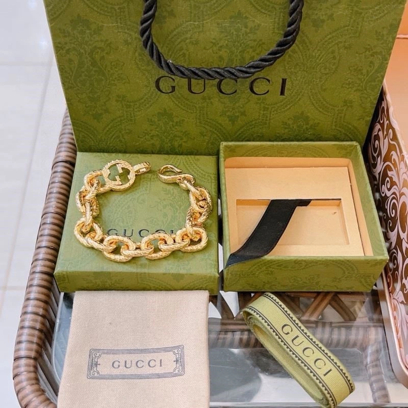 MultiPurpose Gucci Bracelets 244410