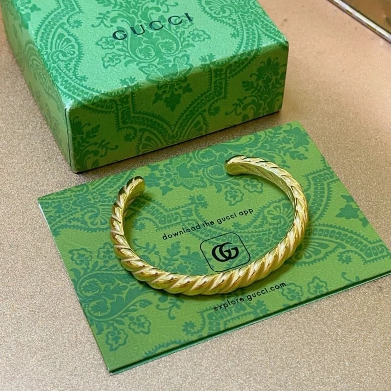 Tailored Gucci Bracelets 244361