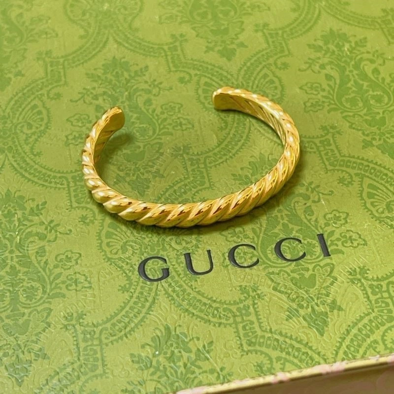 Tailored Gucci Bracelets 244361