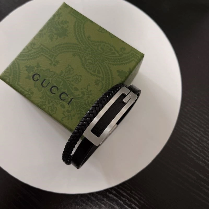 Gucci Bracelets Stylish 244356