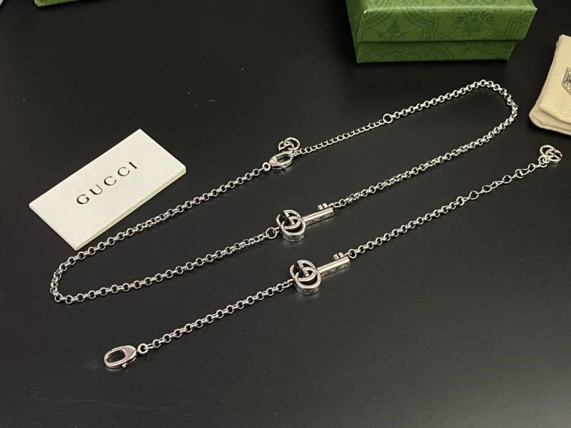 WaterResistant Gucci Bracelets 244176