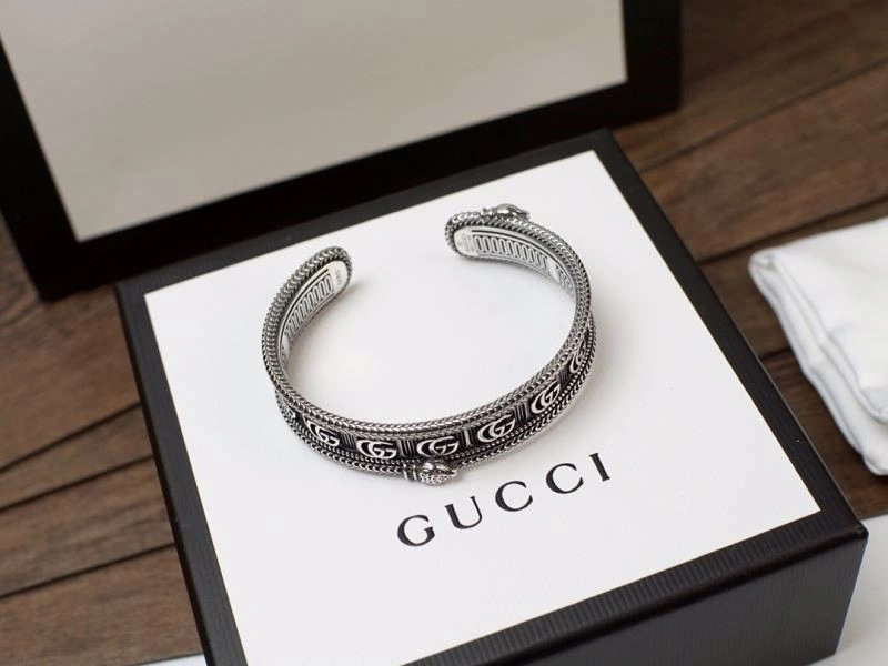 WeatherProof Gucci Bracelets 244149