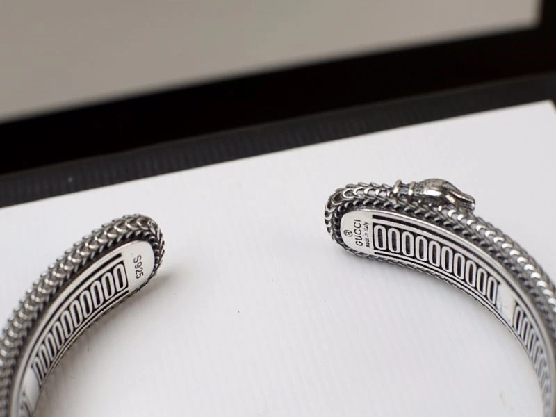 WeatherProof Gucci Bracelets 244149