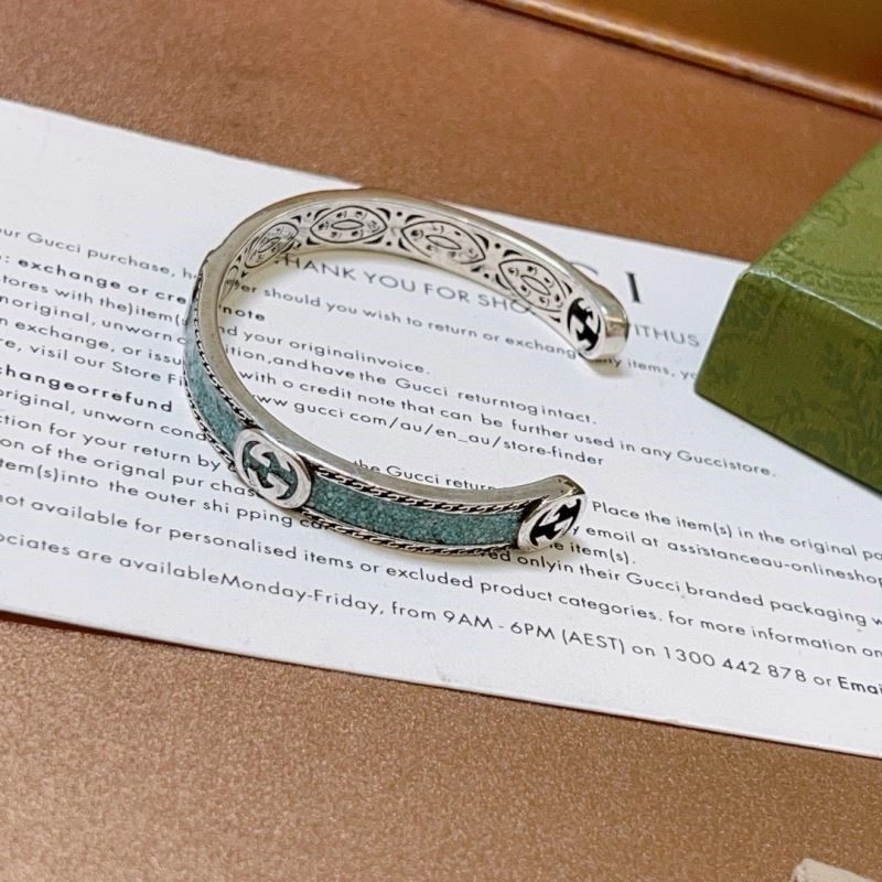 SmoothTexture Gucci Bracelets 244157