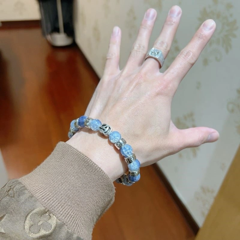 Versatile Gucci Bracelets 244152