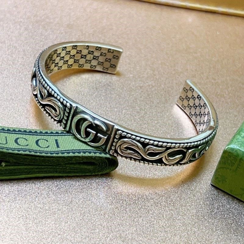 Minimalist Gucci Bracelets 244133
