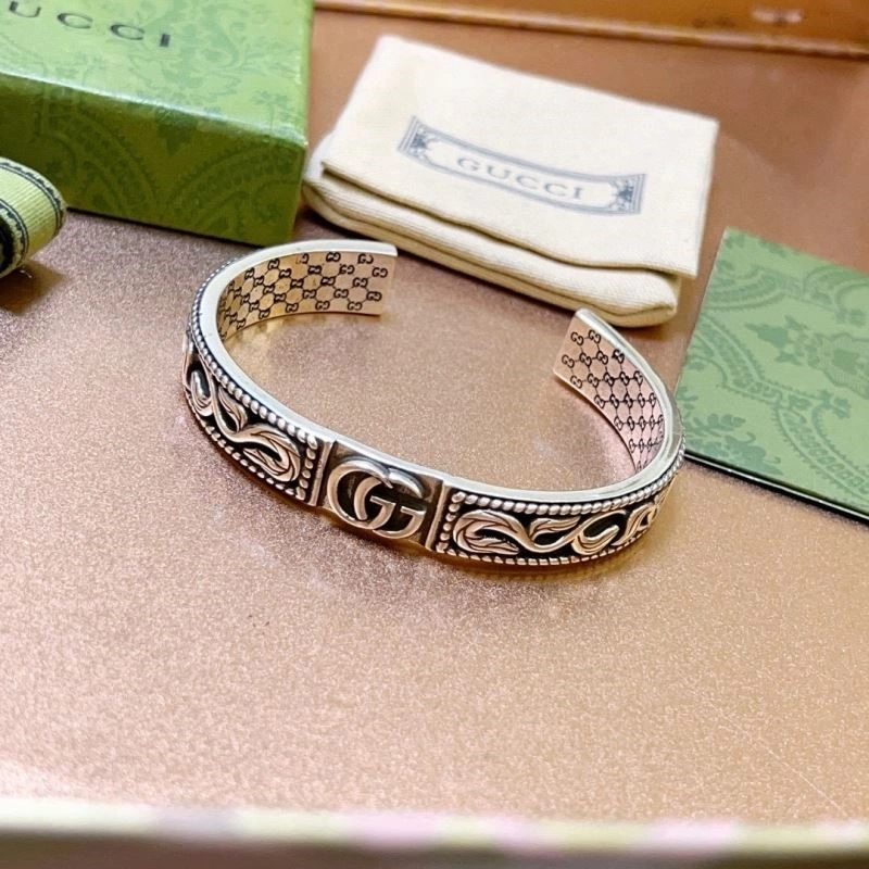 Minimalist Gucci Bracelets 244133