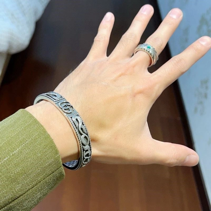 Minimalist Gucci Bracelets 244133