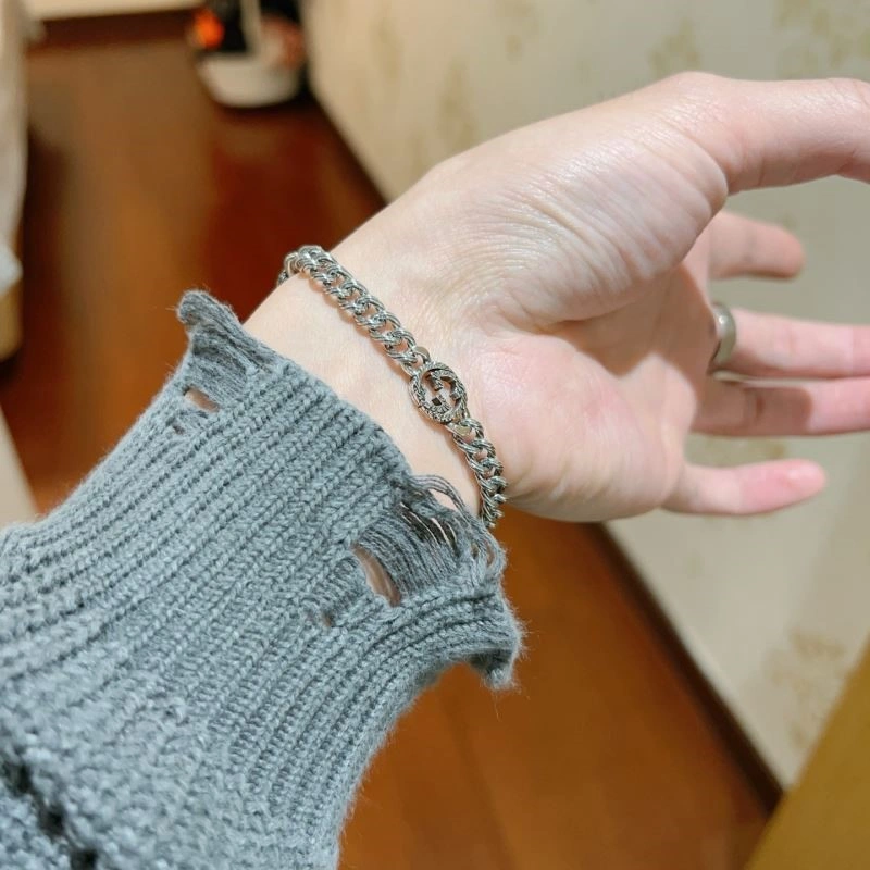 Breathable Gucci Bracelets 244119