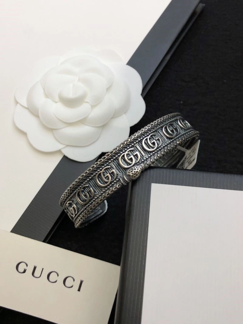 Resilient Gucci Bracelets 244113