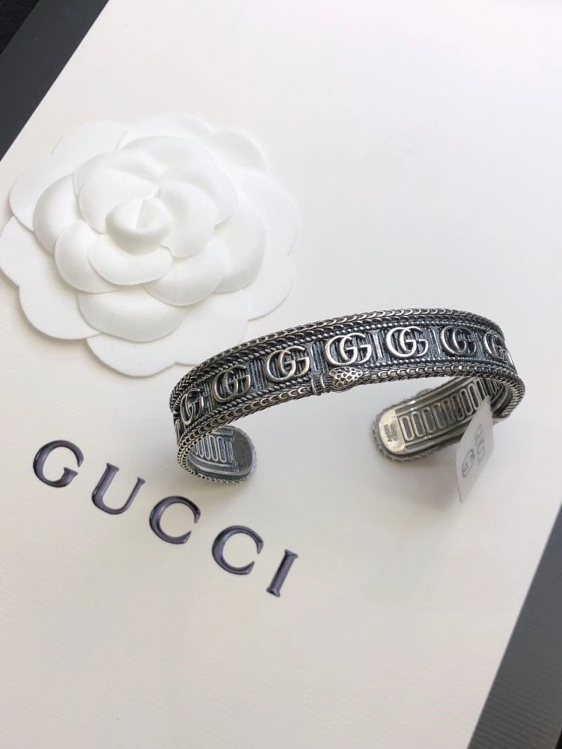 Resilient Gucci Bracelets 244113