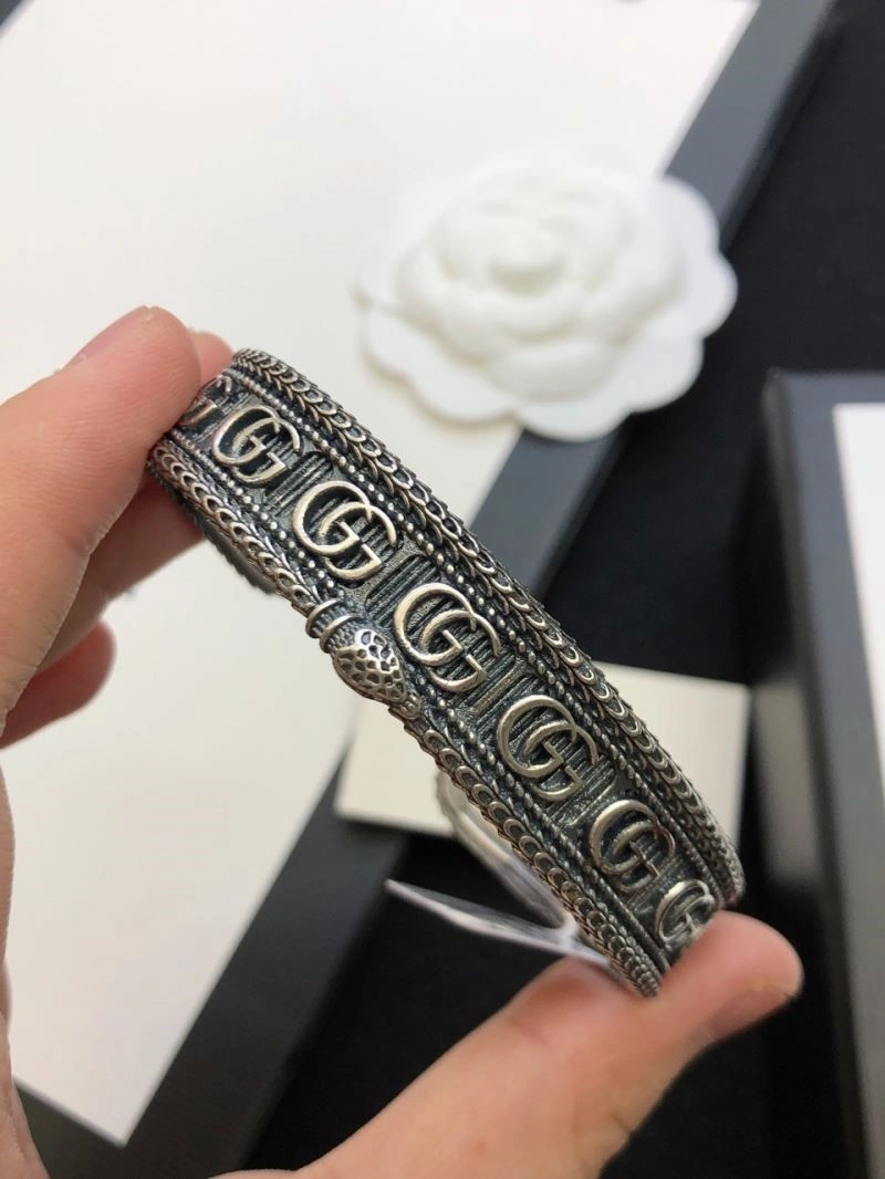 Resilient Gucci Bracelets 244113