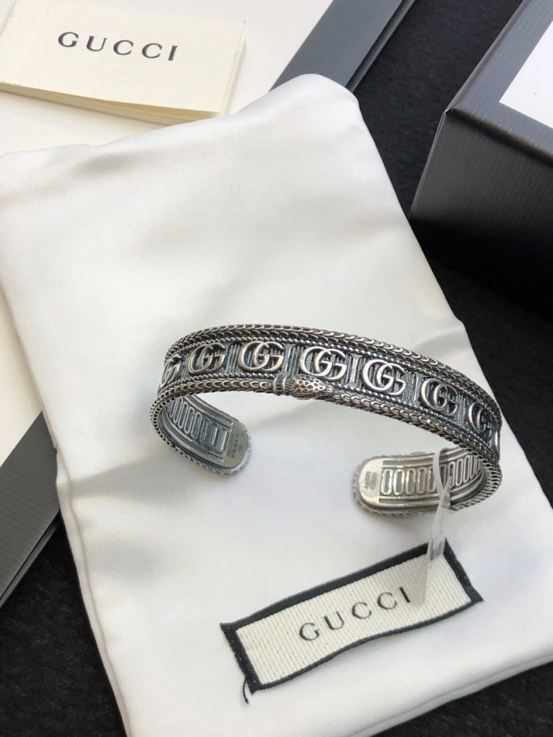 Resilient Gucci Bracelets 244113