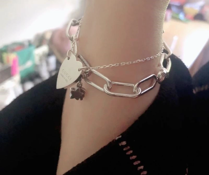 Resilient Gucci Bracelets 243894