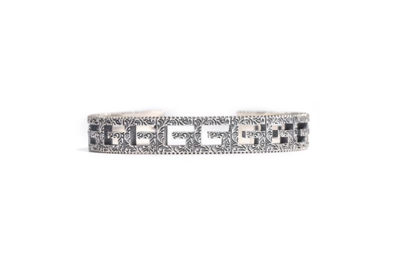 WeatherProof Gucci Bracelets 243892