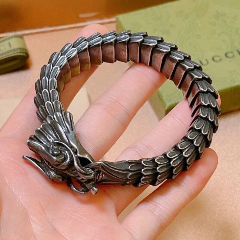 Sleek Gucci Bracelets 243880