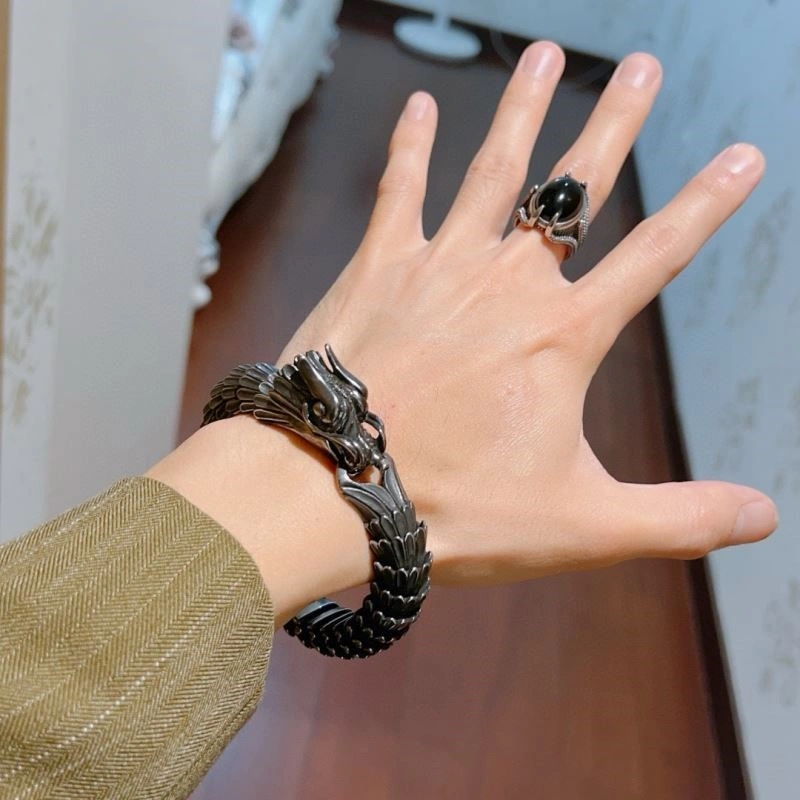 Sleek Gucci Bracelets 243880