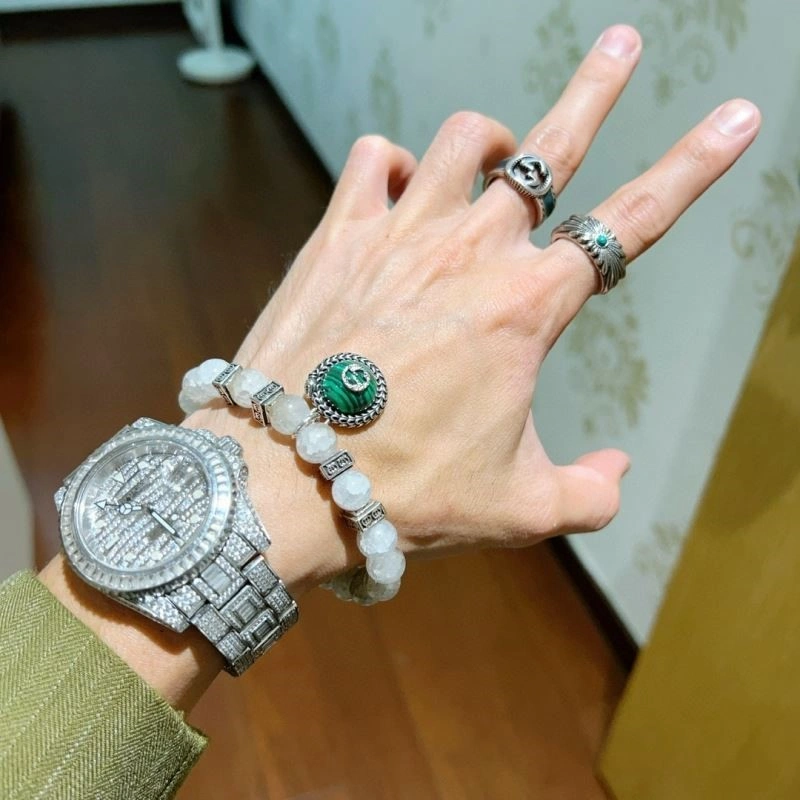 Bright Gucci Bracelets 243857