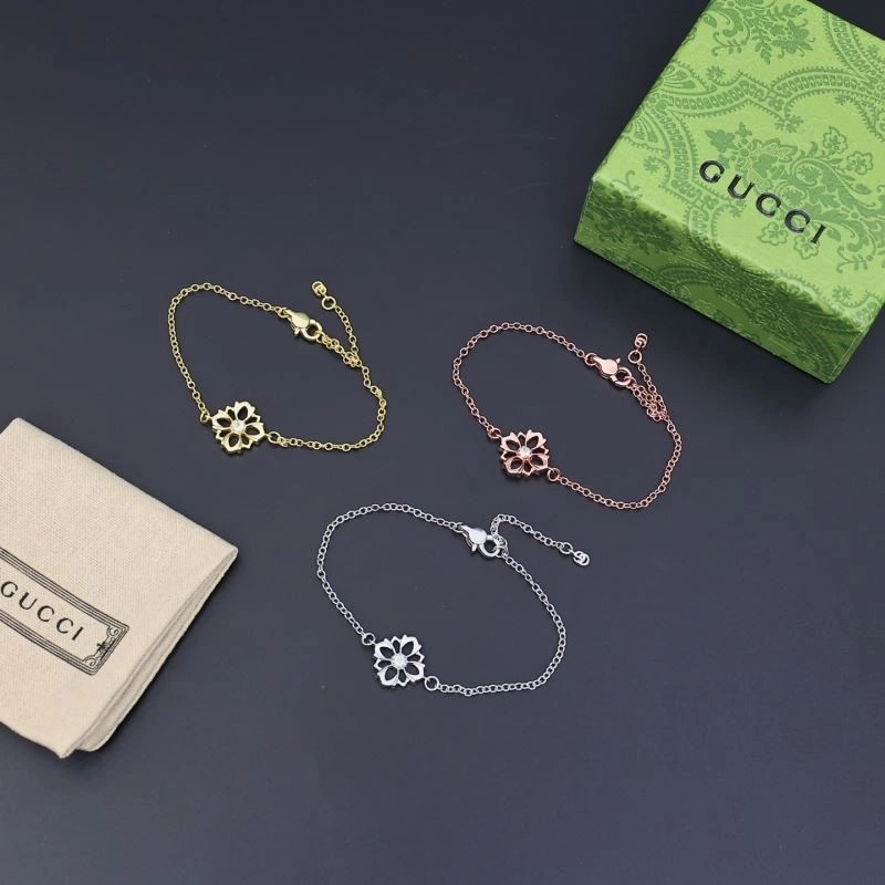 RelaxedFit Gucci Bracelets 243848