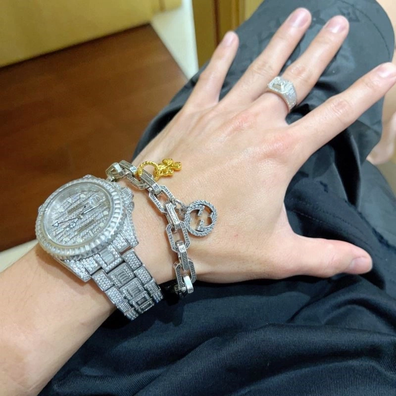 TechFriendly Gucci Bracelets 243840