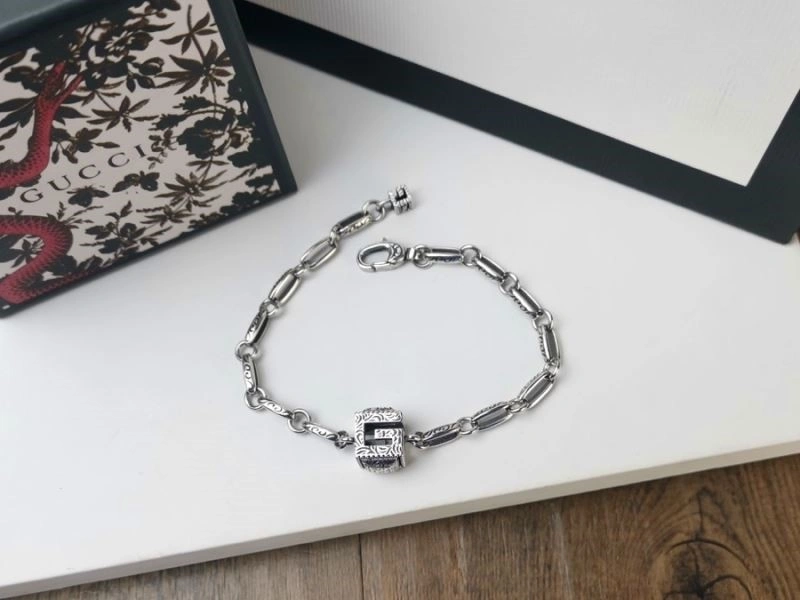 Gucci Bracelets SmartChoice 243809