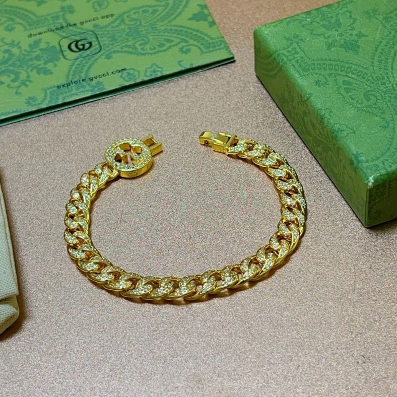 Comfortable Gucci Bracelets 243822