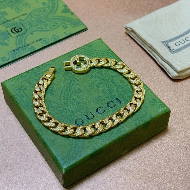 Comfortable Gucci Bracelets 243822