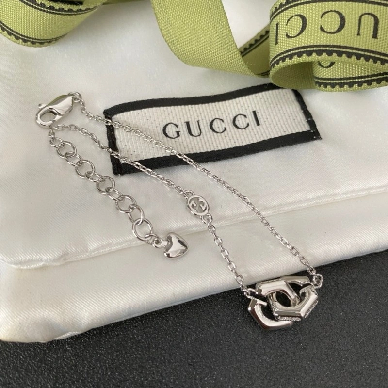 Affordable Gucci Bracelets 243804