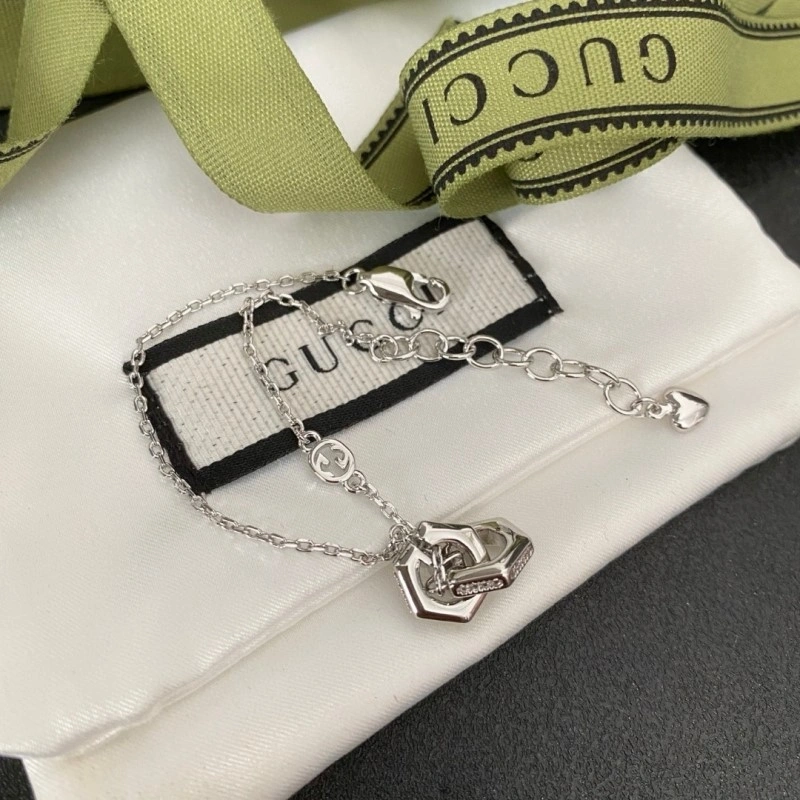 Affordable Gucci Bracelets 243804